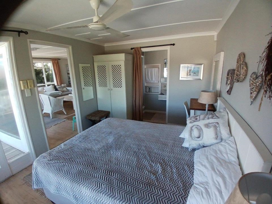 4 Bedroom Property for Sale in De Kelders Western Cape